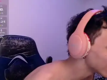 Chaturbate Live Sex Cam of bryamado