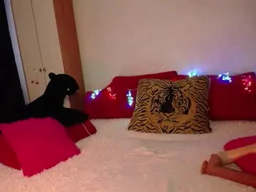 Chaturbate Live Porn of camilashine