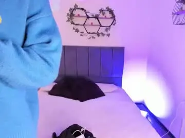 Chaturbate Live Sex Cam of justinbe_