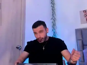 Chaturbate Live Sex Cam of lian_ferrer_