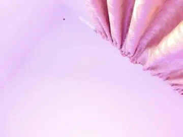 Chaturbate Live Sex Cam of angeli_cute