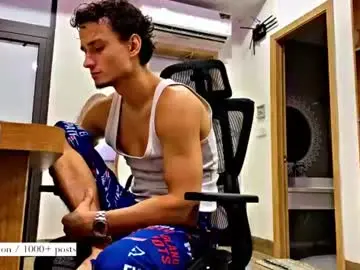 Chaturbate Live Sex of atreyon