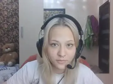 Chaturbate Watch Live Sex Cams of candyceisgrigg