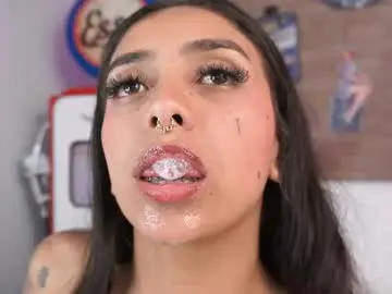 Chaturbate Best live sex cam show of foxy_monserrat