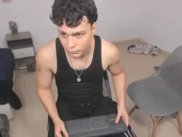 Chaturbate Live Sex Cam of santy_stump