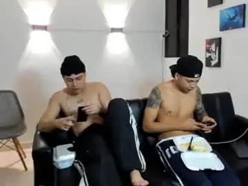 Chaturbate Live Sex of santy_stump