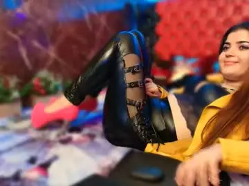 Chaturbate Adult Video Chat of crazzy_pussy