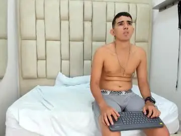 Chaturbate Adult Video Chat of eclipselove_os