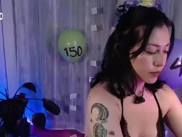 Chaturbate Watch Live Sex Cams of elly_uwuw