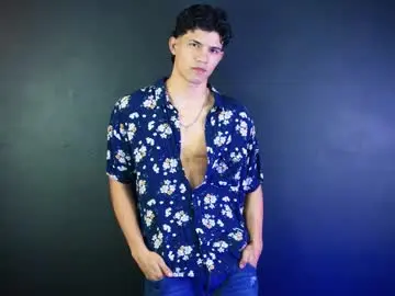 Chaturbate Nude Webcam of guts_x