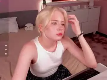 Chaturbate Adult Webcams of kiki_peach