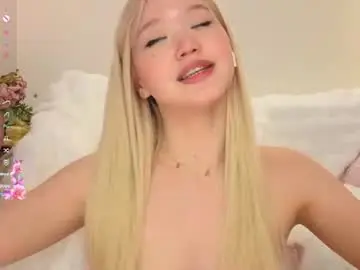 Chaturbate Live Sex Cam of _milli_sun