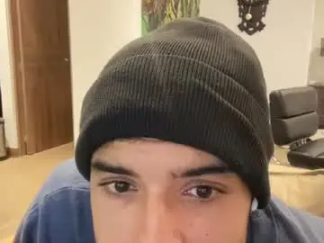 Chaturbate Live Sex Cam of bdever7