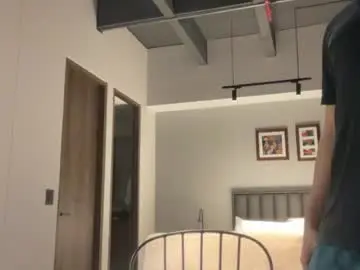 Chaturbate Live Sex Cam of bdever7