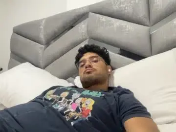 Chaturbate Live Sex of bdever7