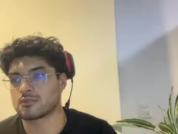 Chaturbate Best live sex cam show of bdever7