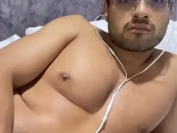 Chaturbate Live Sex Cam of bdever7