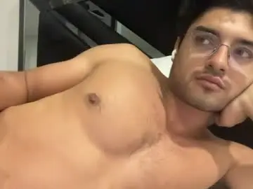 Chaturbate Live Sex Cam of bdever7