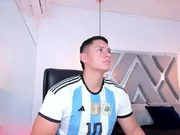 Chaturbate Free Live Porn of chris_diamonnd