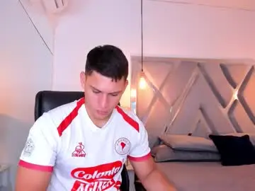 Chaturbate Adult Webcams of chris_diamonnd