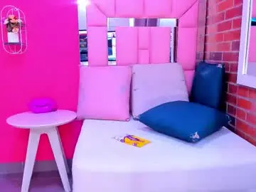 Chaturbate Sex Cam of malu_horny_69