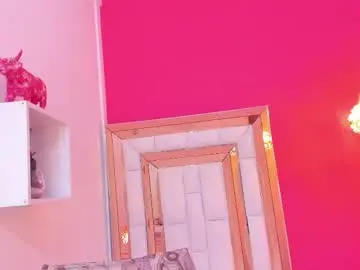 Chaturbate Live Sex Cam of malu_horny_69