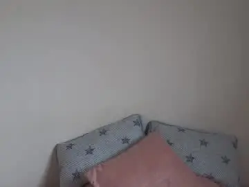 Chaturbate Live Sex Cam of sahara_n_thiago