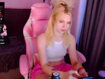 Chaturbate Best live sex cam show of naomiskinny