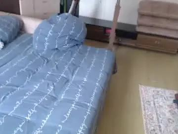 Chaturbate Live Sex Cam of vladimirsibiria