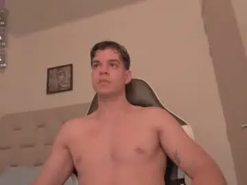 Chaturbate Live Sex Cam of zamir_scott