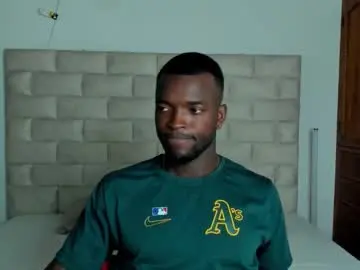 Chaturbate Nude Webcam of dylantaylor_1