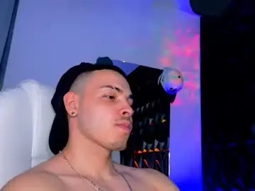 Chaturbate Private Sex Chat of maxwell_dupont