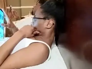 Chaturbate Free Live Porn of minniehunney