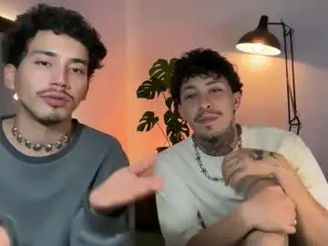 Chaturbate Watch Live Sex Cams of noah_and_steven