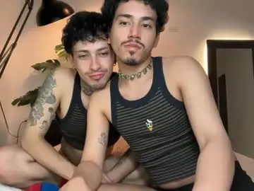 Chaturbate Free Porn Cam of noah_and_steven