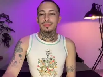 Chaturbate Live Sex Cam of noah_and_steven