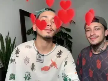 Chaturbate Sex Cam of noah_and_steven