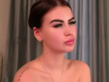 Chaturbate Watch Live Sex Cams of whisperlure