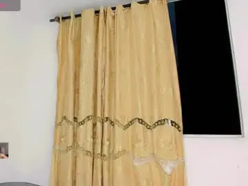 Chaturbate Live Sex Cam of xthesexyboyx