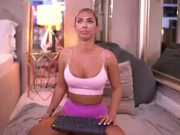 Chaturbate Adult Webcam of emmaember