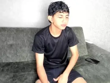 Chaturbate Sex Chat of pelusos_mens