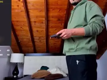 Chaturbate Watch Live Sex Cams of sebastian_berne