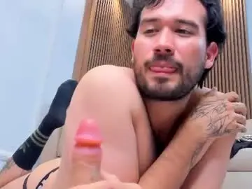 Chaturbate Live Sex Cam of adrian_sith