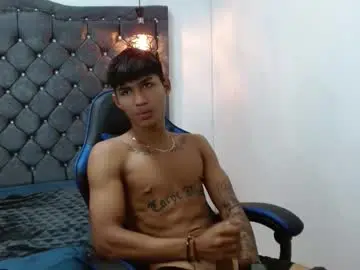 Chaturbate Live Porn of luka_big18
