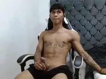 Chaturbate Live Porn of luka_big18