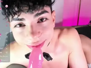 Chaturbate Free Porn Cam of peter_chase