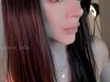 Chaturbate Live Porn of sweetest_bella
