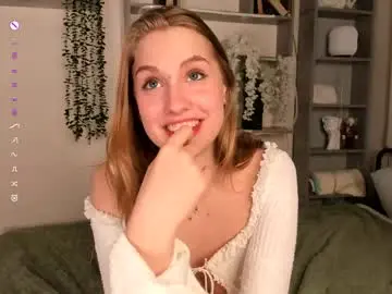 Chaturbate Watch Live Sex Cams of tilliecristello