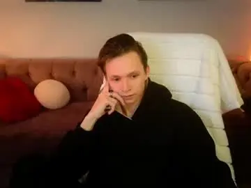 Chaturbate Nude Webcam of meverik_oushen