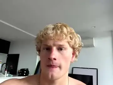 Chaturbate Live Sex of thatbl0ndeboyx